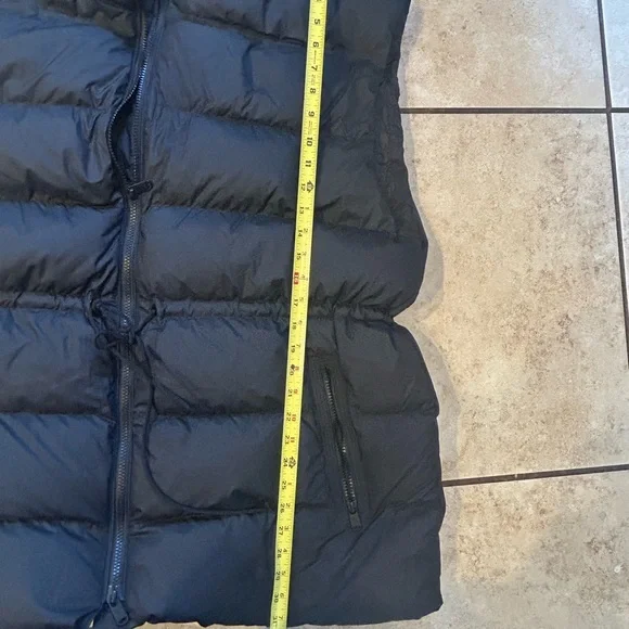 Athleta Black Puffer Vest - Picture 8 of 8